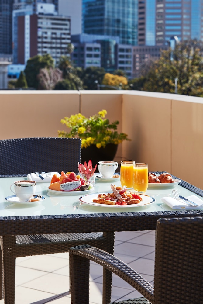 Park Hyatt Melbourne 64/74