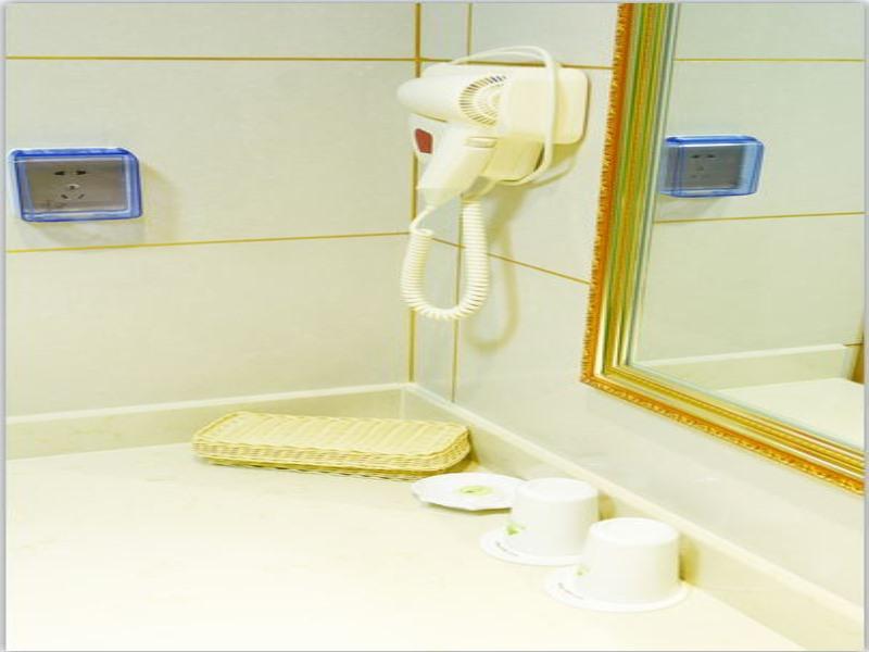 GreenTree Inn Wuxi Huishan District Yangshan Town Jiayang Life Plaza Business Hotel 33/34