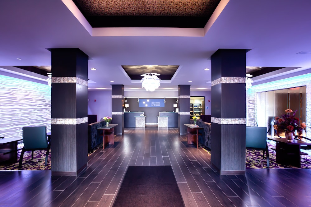 Holiday Inn Express Hotel Suites Amarillo West 64/71