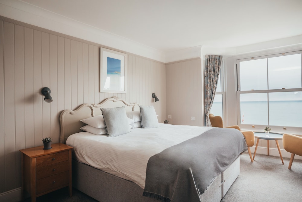 The Bay Hotel 13/50