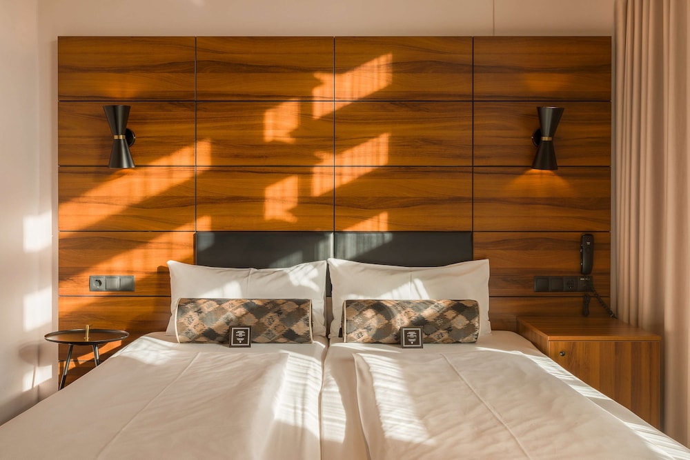 elaya hotel munich city, Trademark Collection by Wyndham 16/48