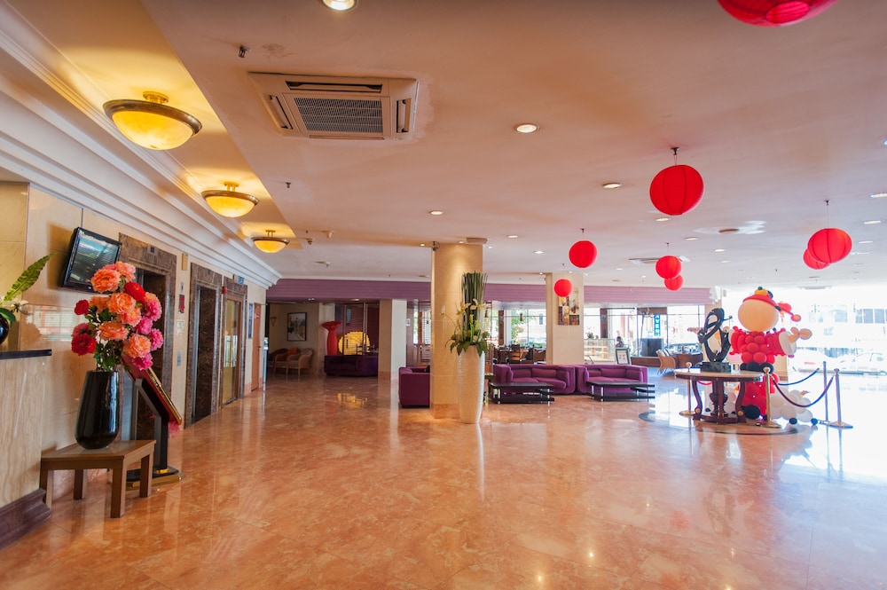 Margherita Plaza Hotel 56/63