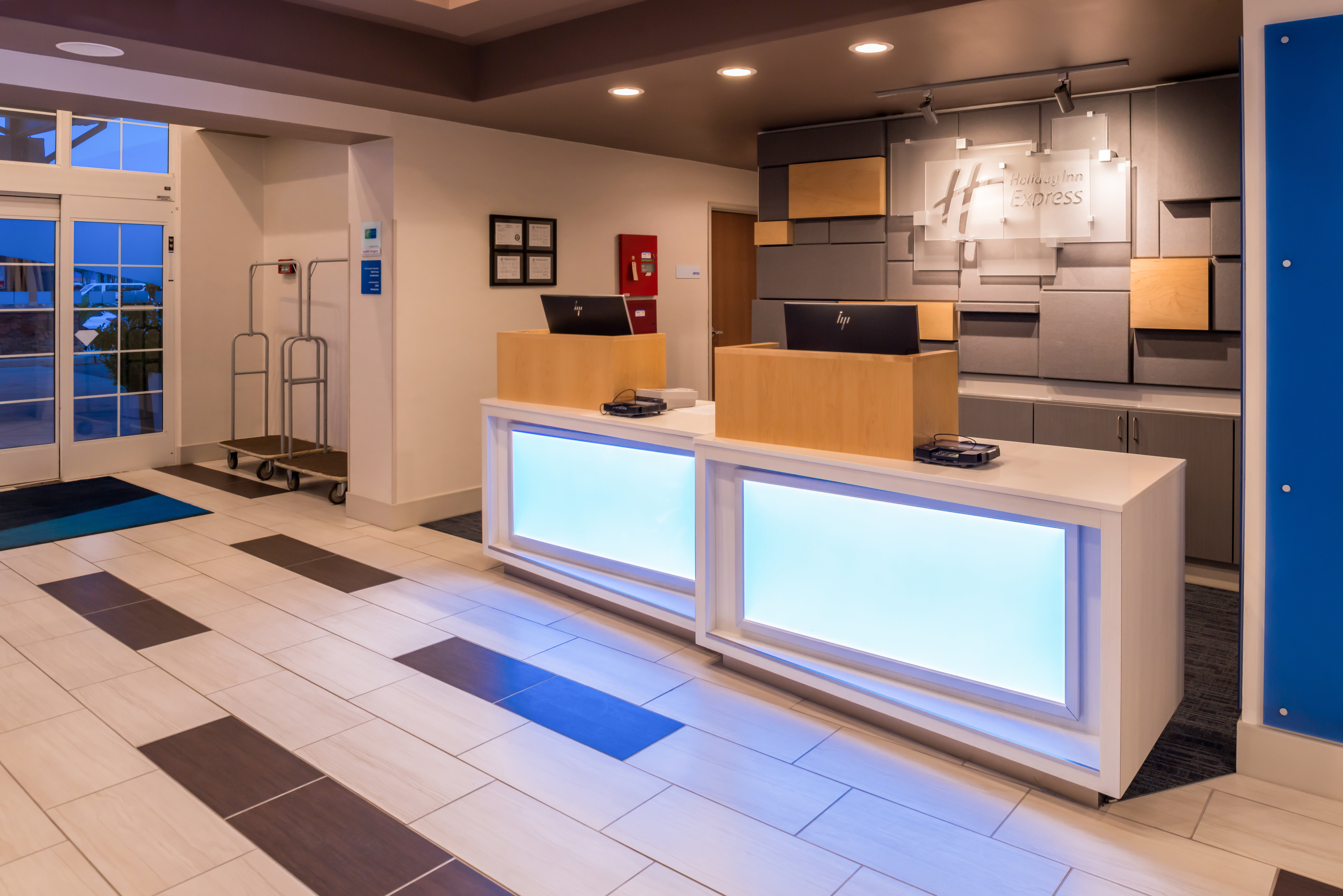 Holiday Inn Express Sierra Vista 13/76
