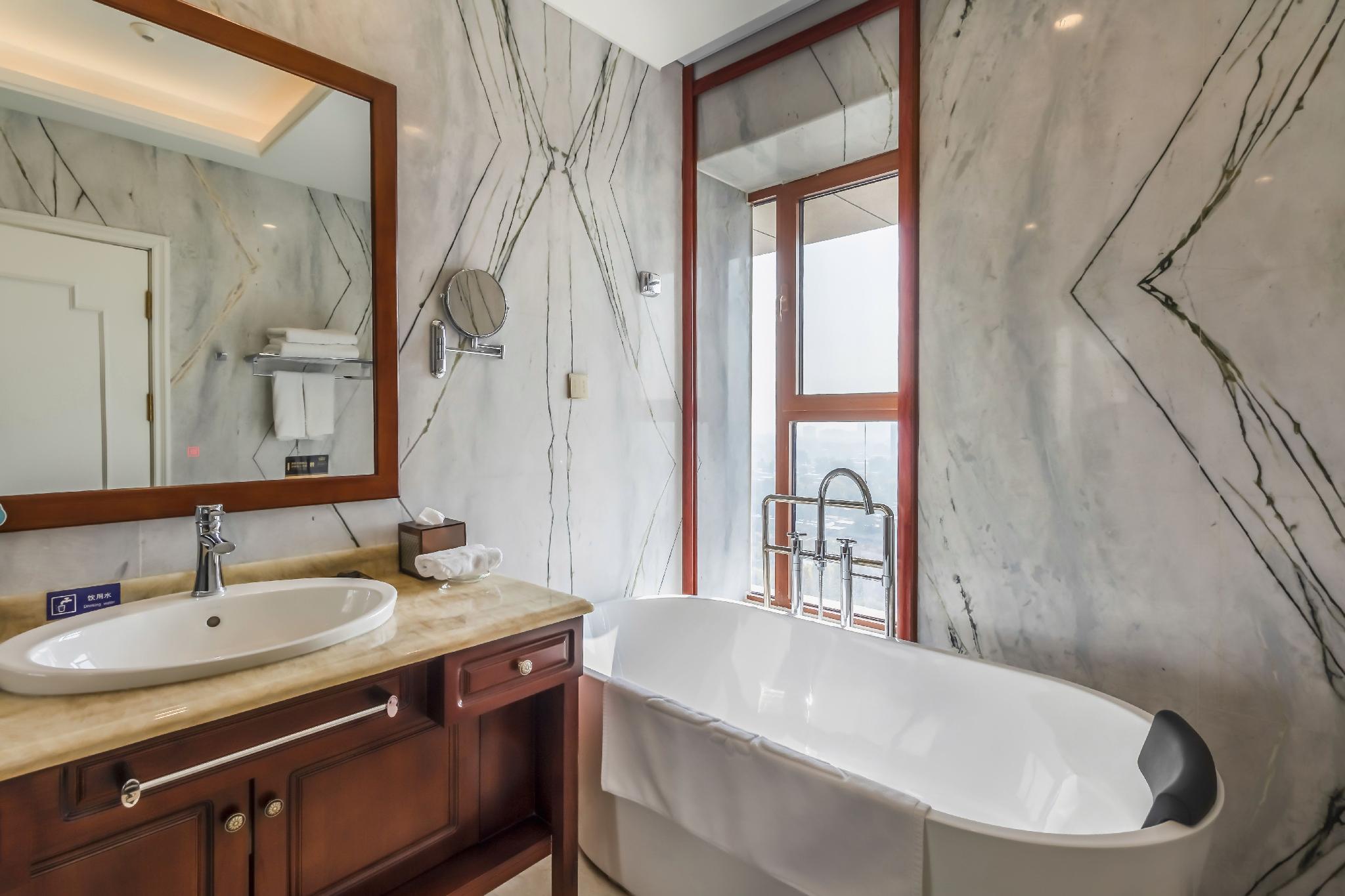 Shenglin International Hotel 23/25