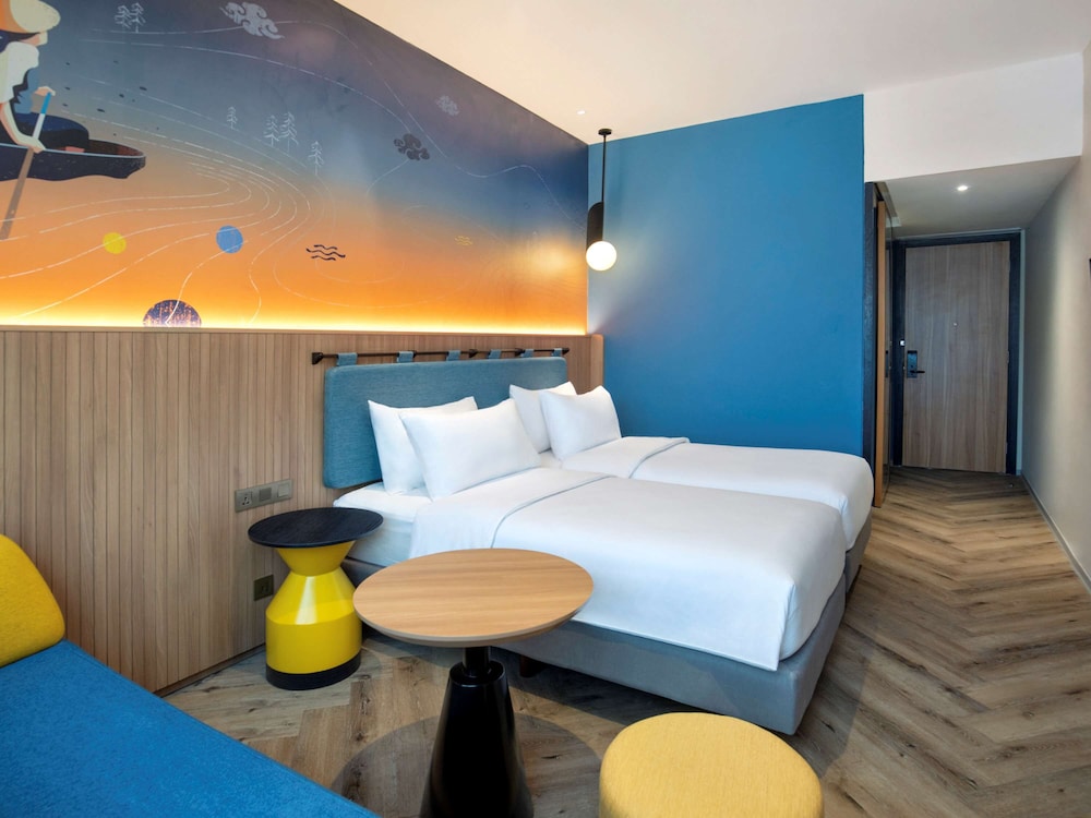 Ibis Styles Semarang Simpang Lima 12/50