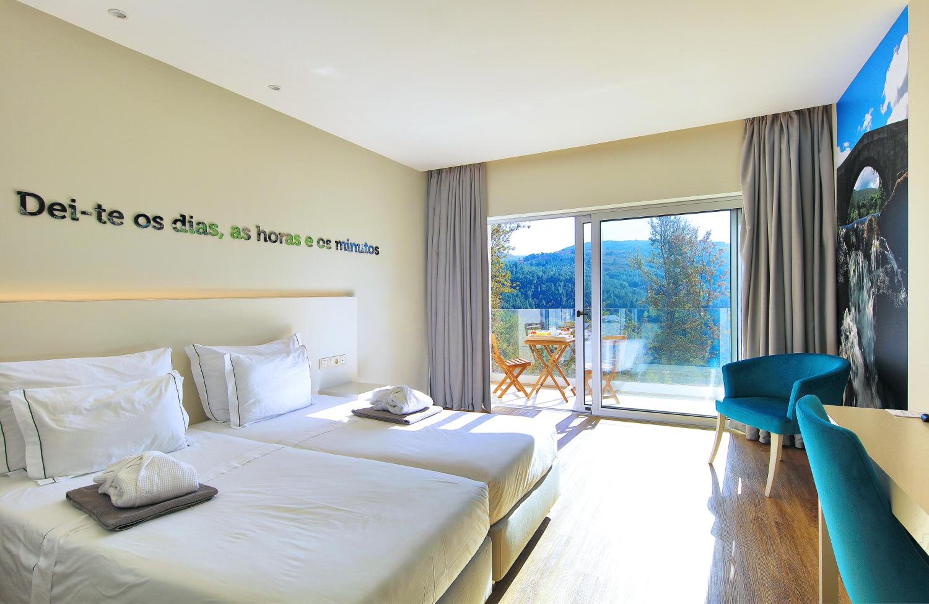 Deluxe, Double or Twin Bed, Adult Only