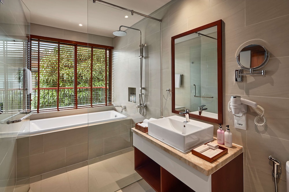 Best Western Premier Sonasea Villas Phu Quoc 48/50
