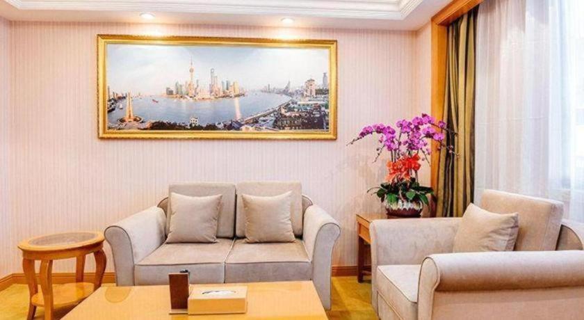 Vienna International Hotel (Shanghai Dishui Lake Lingang New City) 48/64