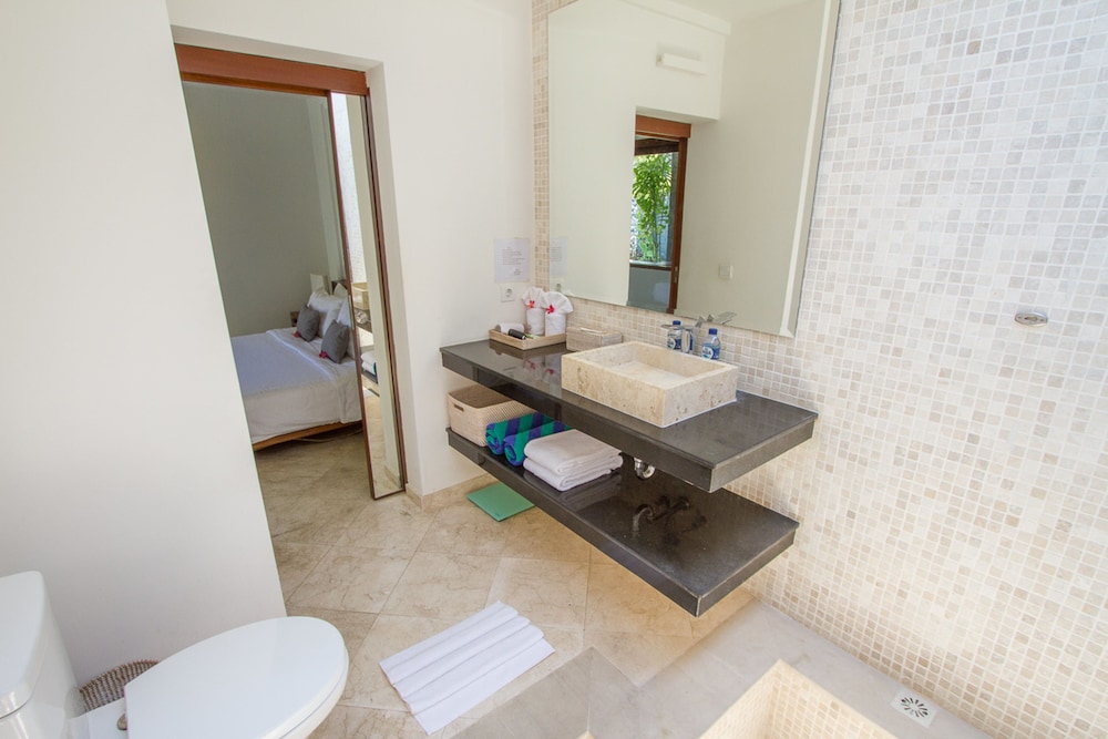 Villa Vishuddha Ajna 22/29
