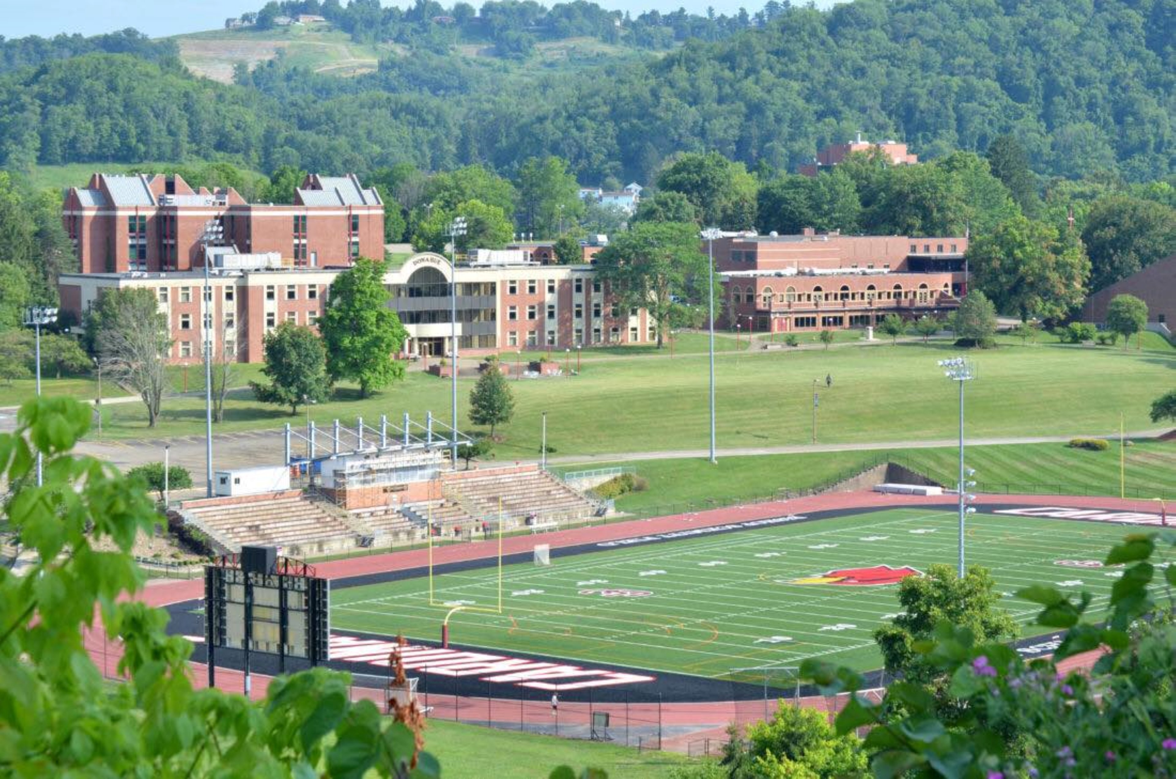 Holiday Inn Express And Suites Moundsville 61/61