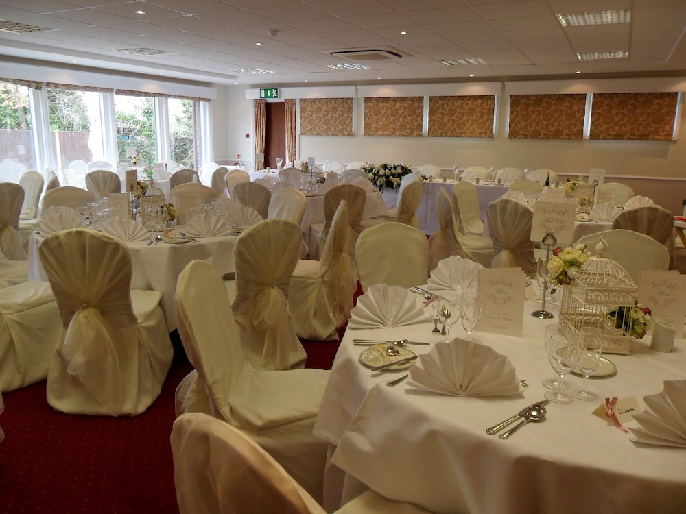 The Hickstead Hotel 14/19
