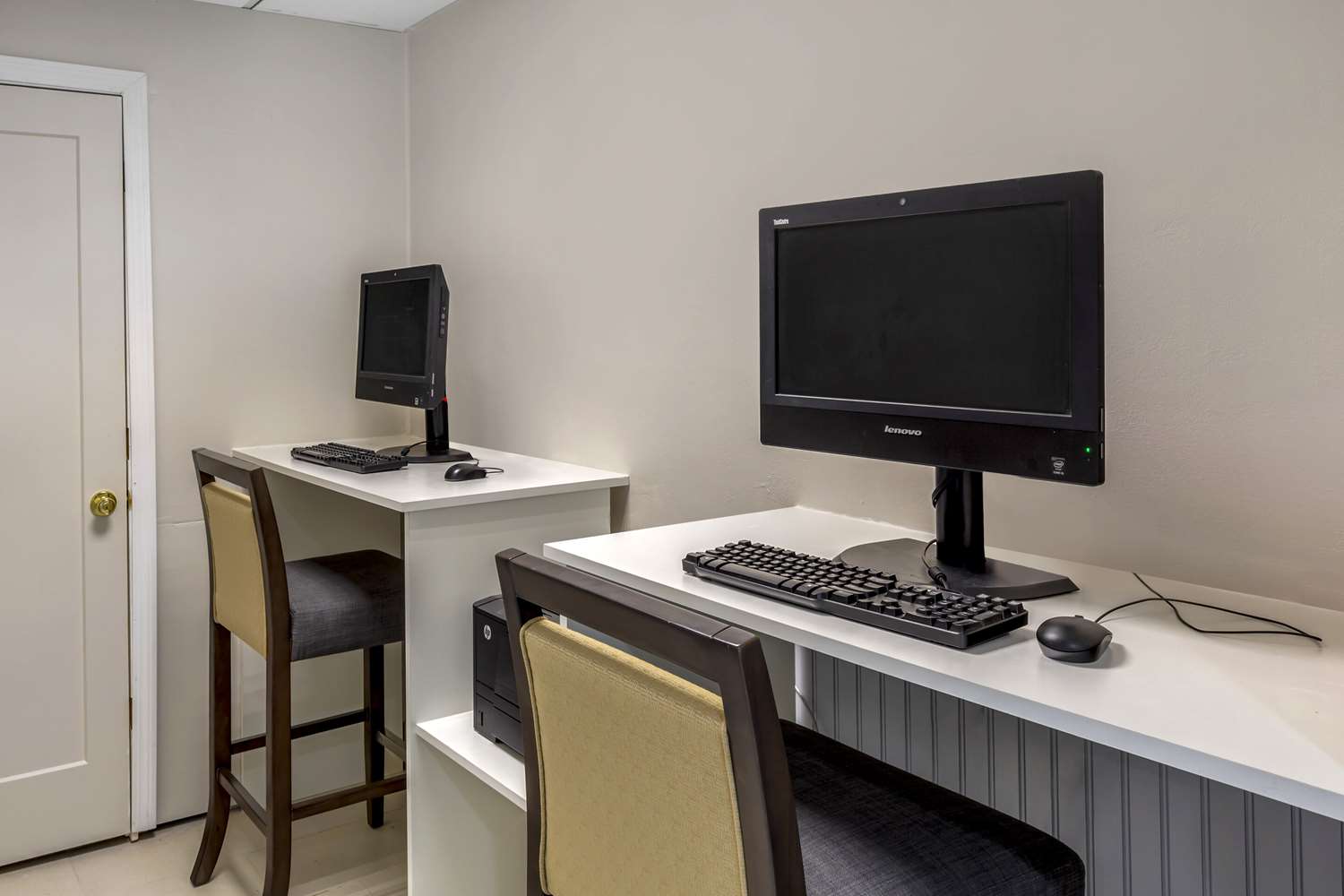 Comfort Inn Hyannis - Cape Cod 38/39