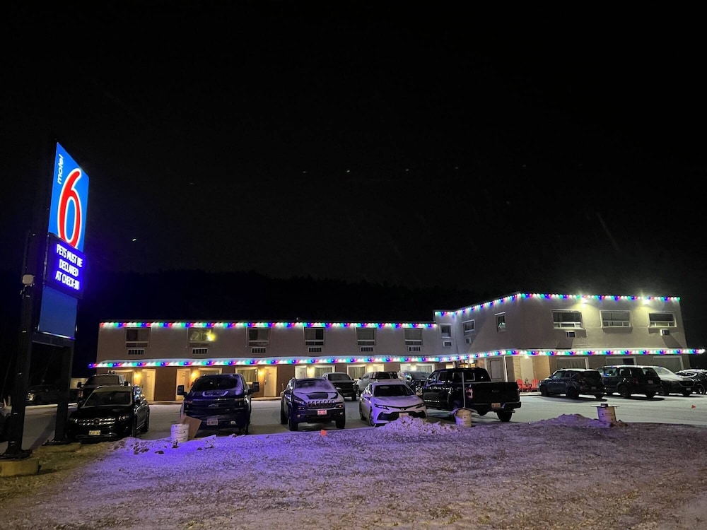 Motel6 Sudbury, ON in SUDBURY
