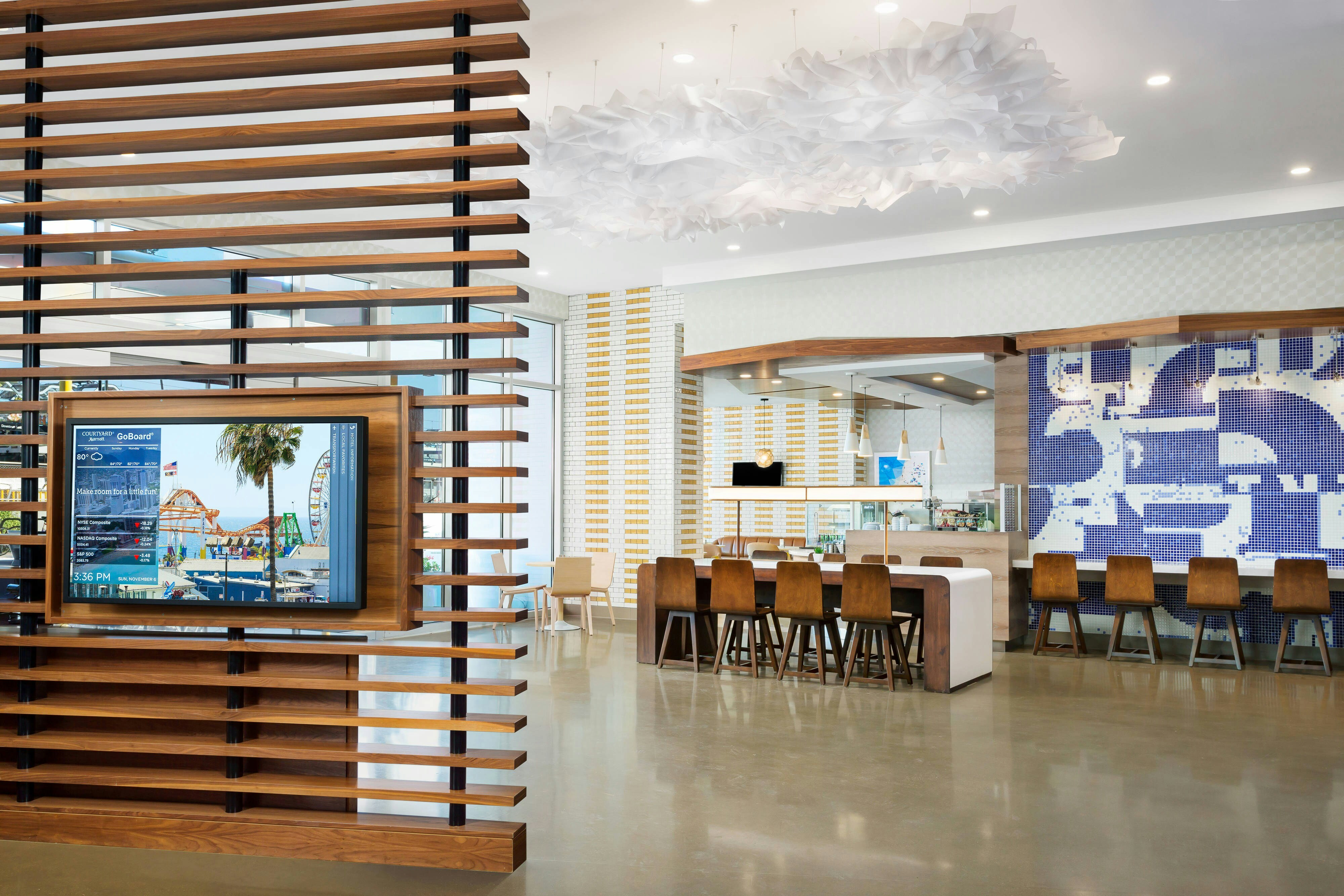Courtyard by Marriott Santa Monica 42/59