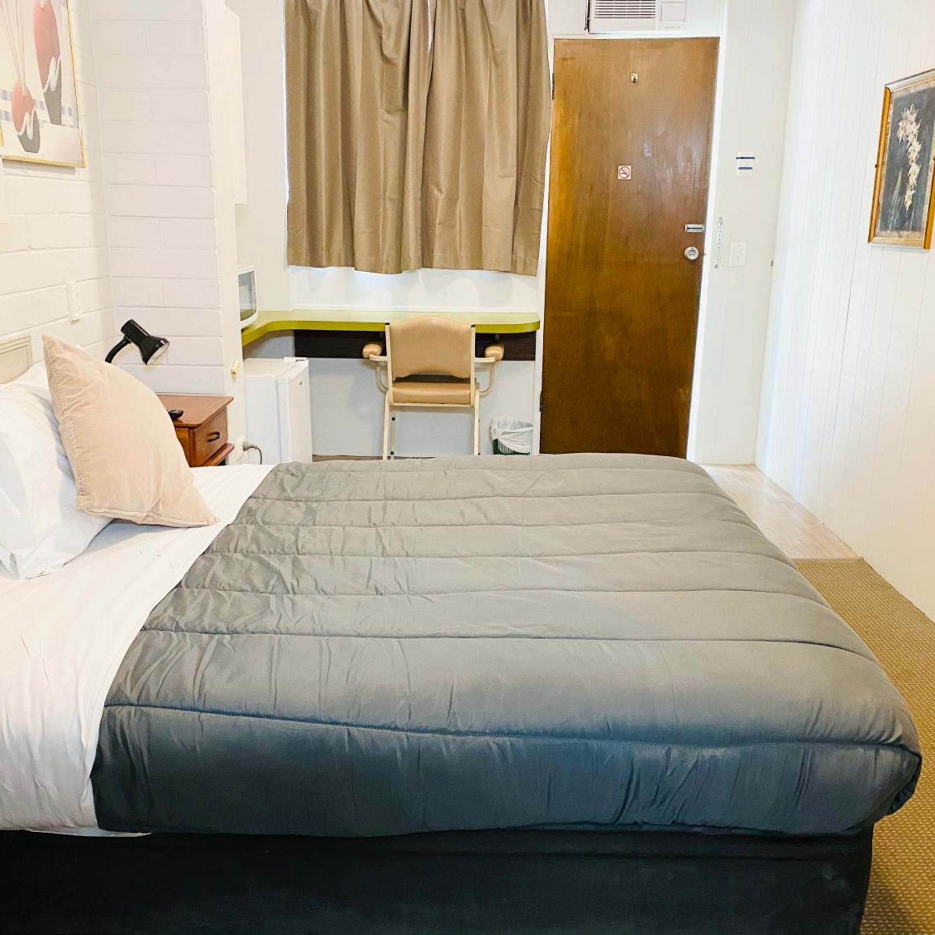 Millers Cottage Motel 11/29