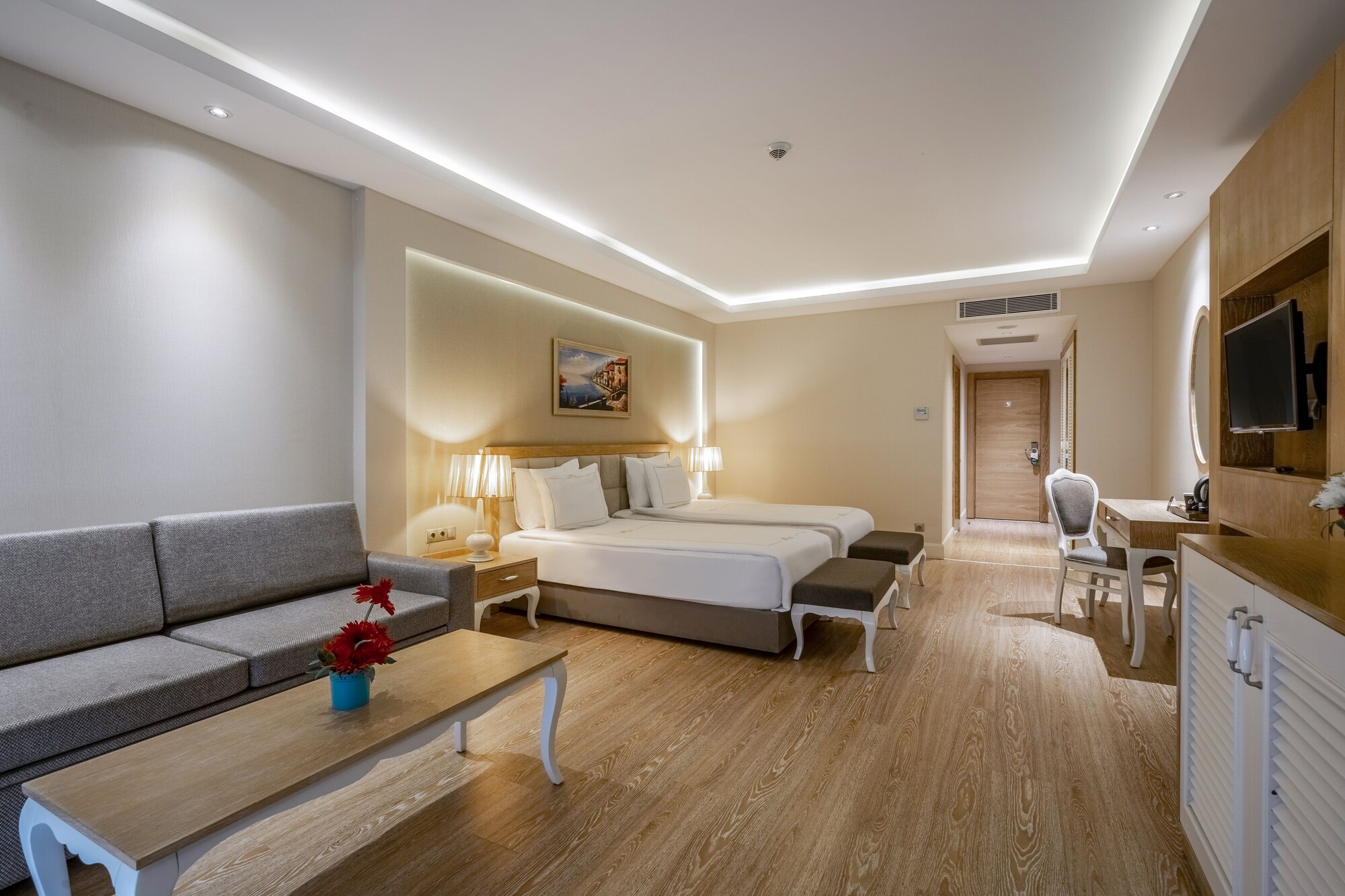 Jasmine, Lake, Pool, House, Double Bed, Sofa