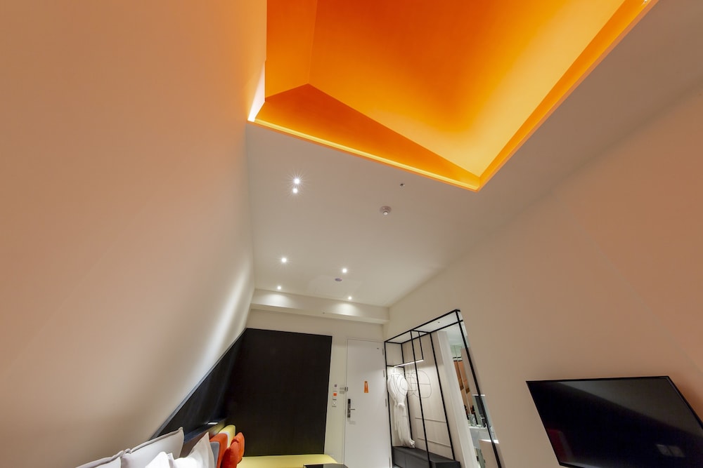 The Place Taichung 34/72