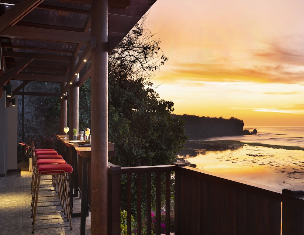 SVANATA Uluwatu Bali Resort 70/75