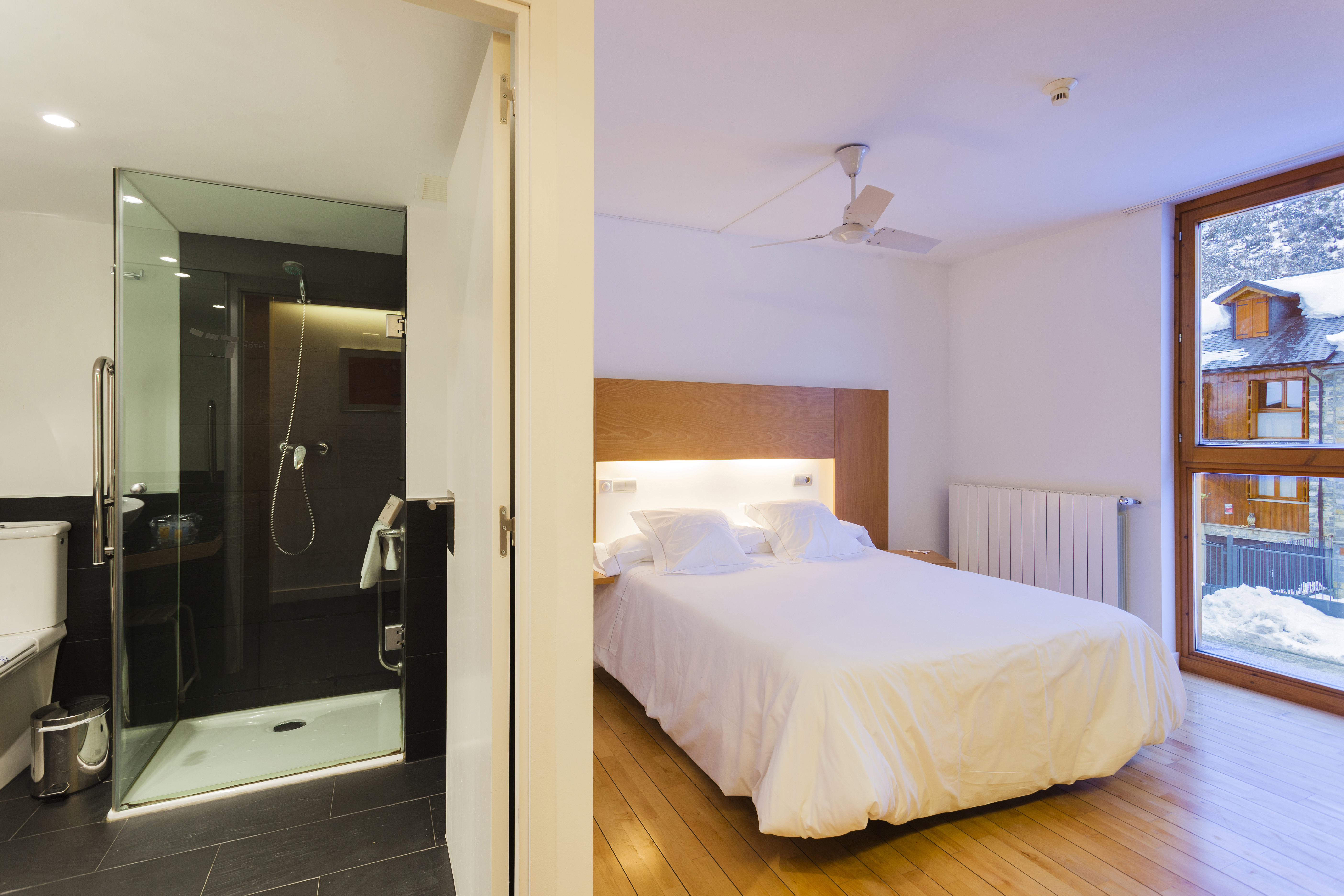 Standard, Single, Double Bed