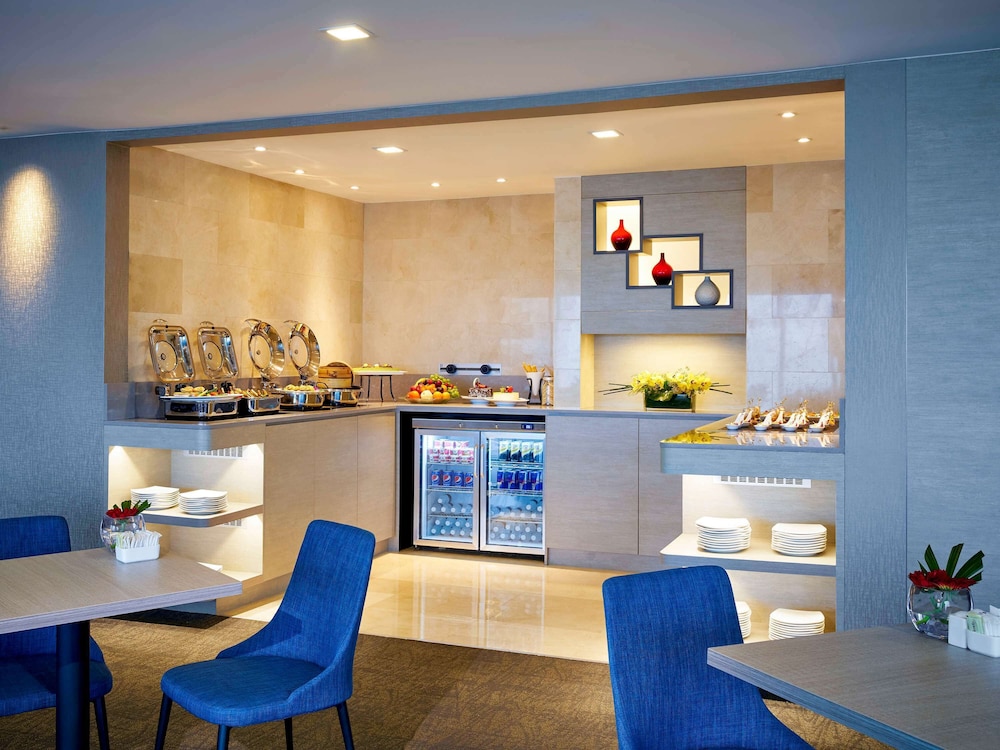 Grand Mercure Singapore Roxy 51/66