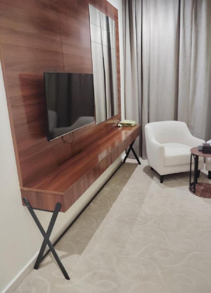 فندق ذا اس(The S Hotel Prince Sultan St) 32/37