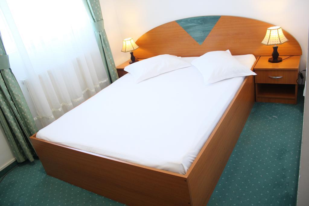 Hotel Sir Orhideea 15/47