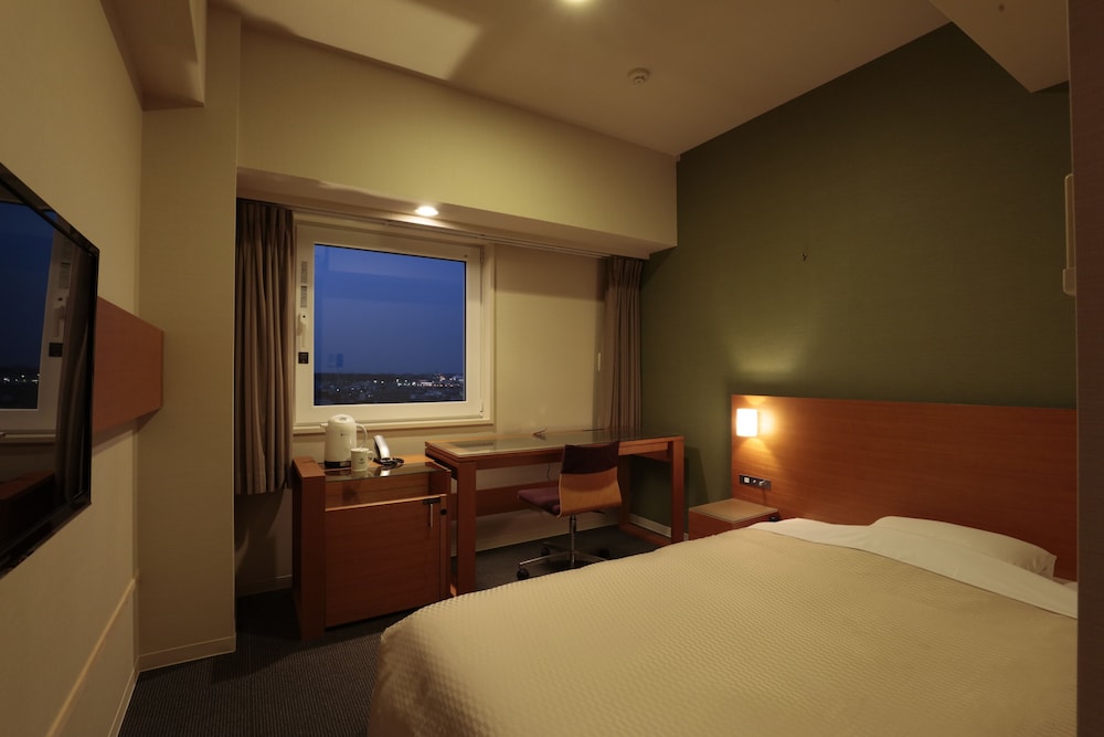 Candeo Hotels Handa 16/50