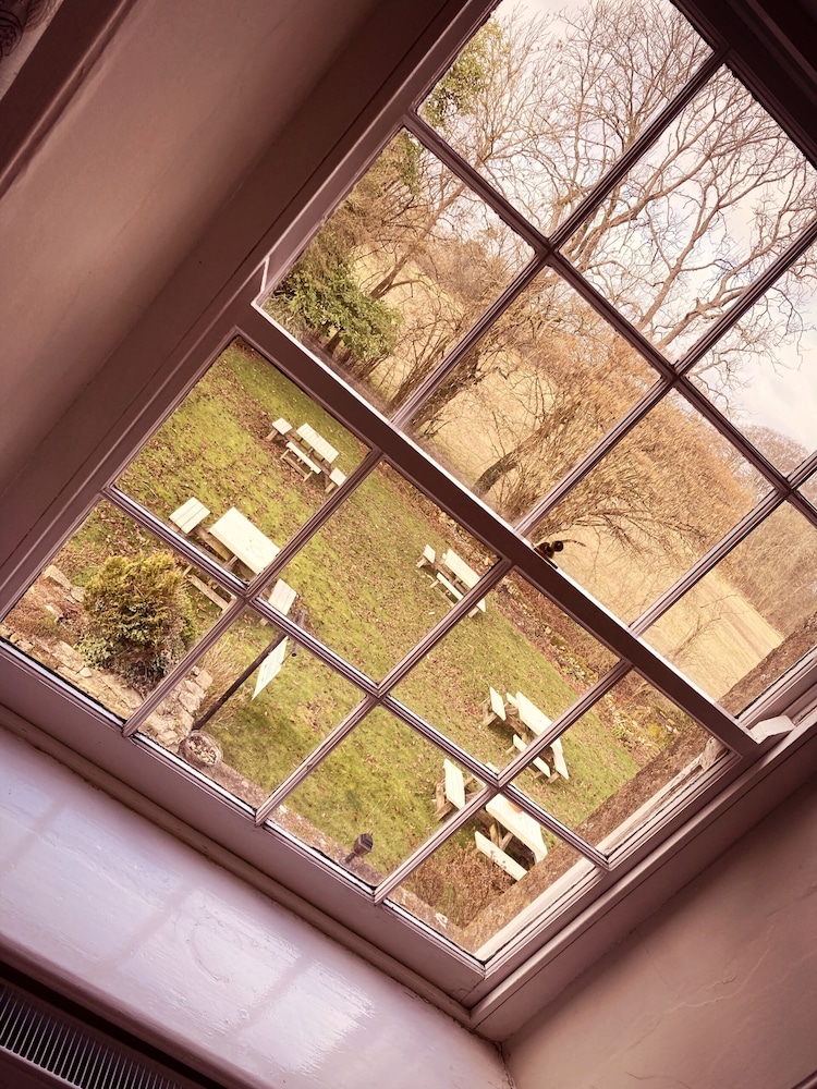 Inn For All Seasons 27/50