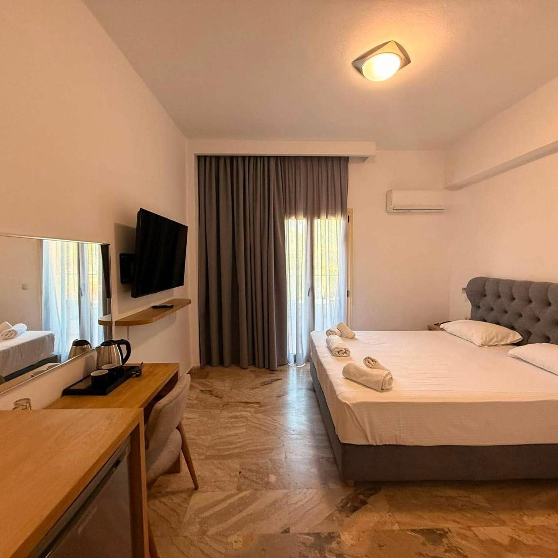 Lili Hotel 15/53