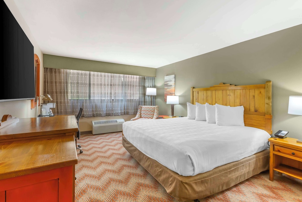 غرفة قياسية بسرير كينج لذوي الإعاقة، Best Western Plus Rio Grande Inn 2/6