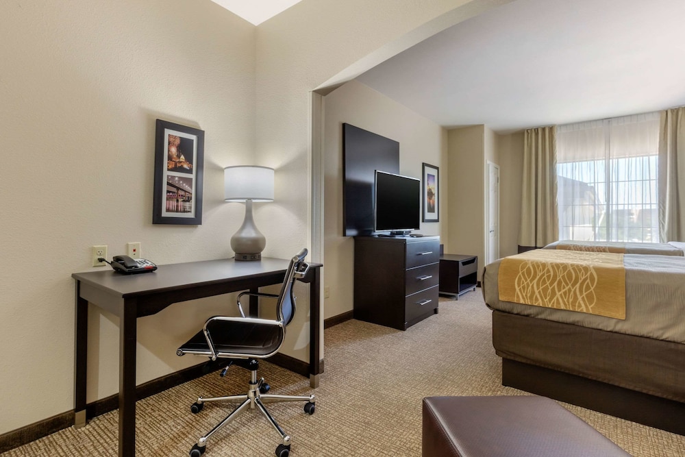 Comfort Inn & Suites North Little Rock McCain Mall 35/38