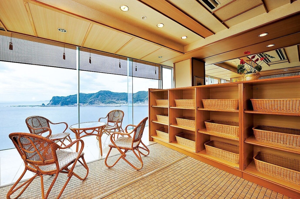 Mikazuki Seapark Hotel Awa Kamogawa (ex. Kamogawa Hotel Mikazuki) 8/50