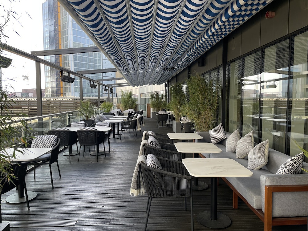 Hyatt House London Stratford 30/50