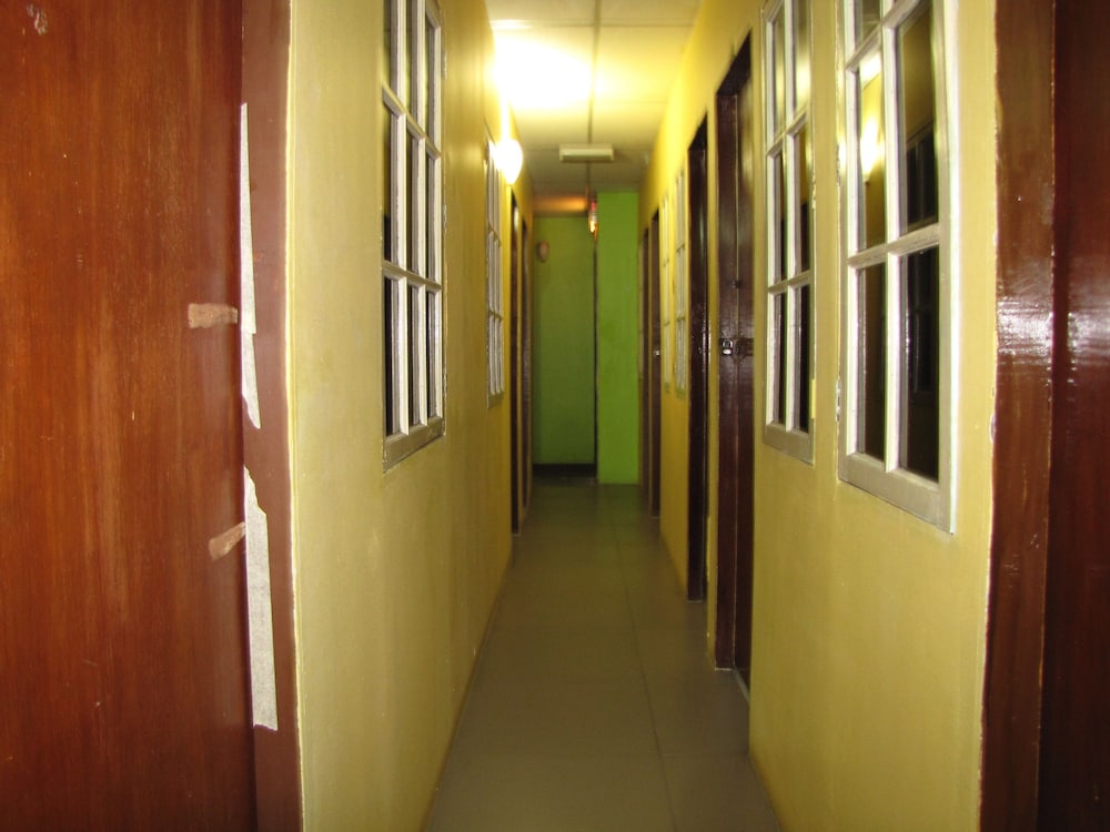 OASIS GUEST HOUSE 19/43