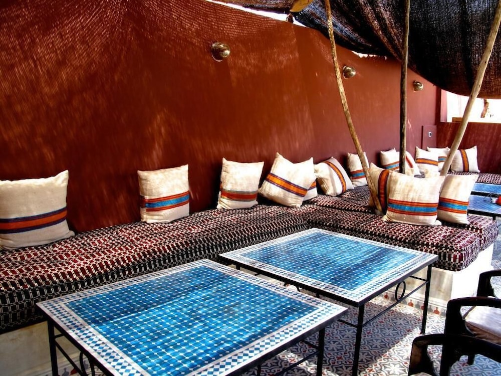 Riad Les Yeux Bleus 50/75
