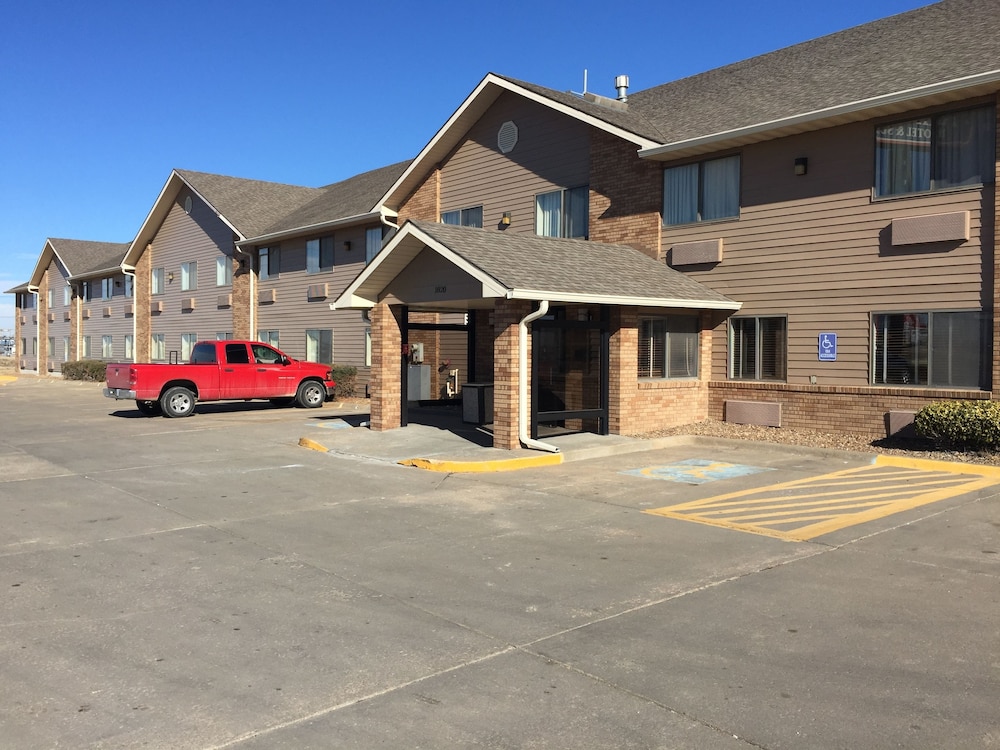 Sleep Inn & Suites Salina I-135 4/26