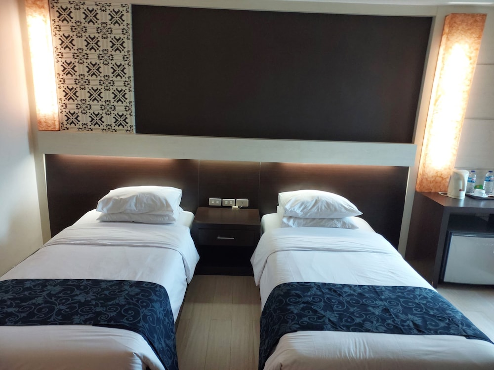 Hotel New Puri Garden Bandara Semarang 21/44