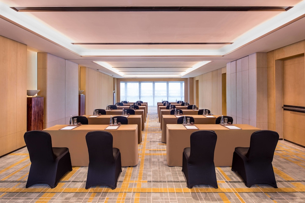 Courtyard By Marriott Shanghai Hongqiao 37/40