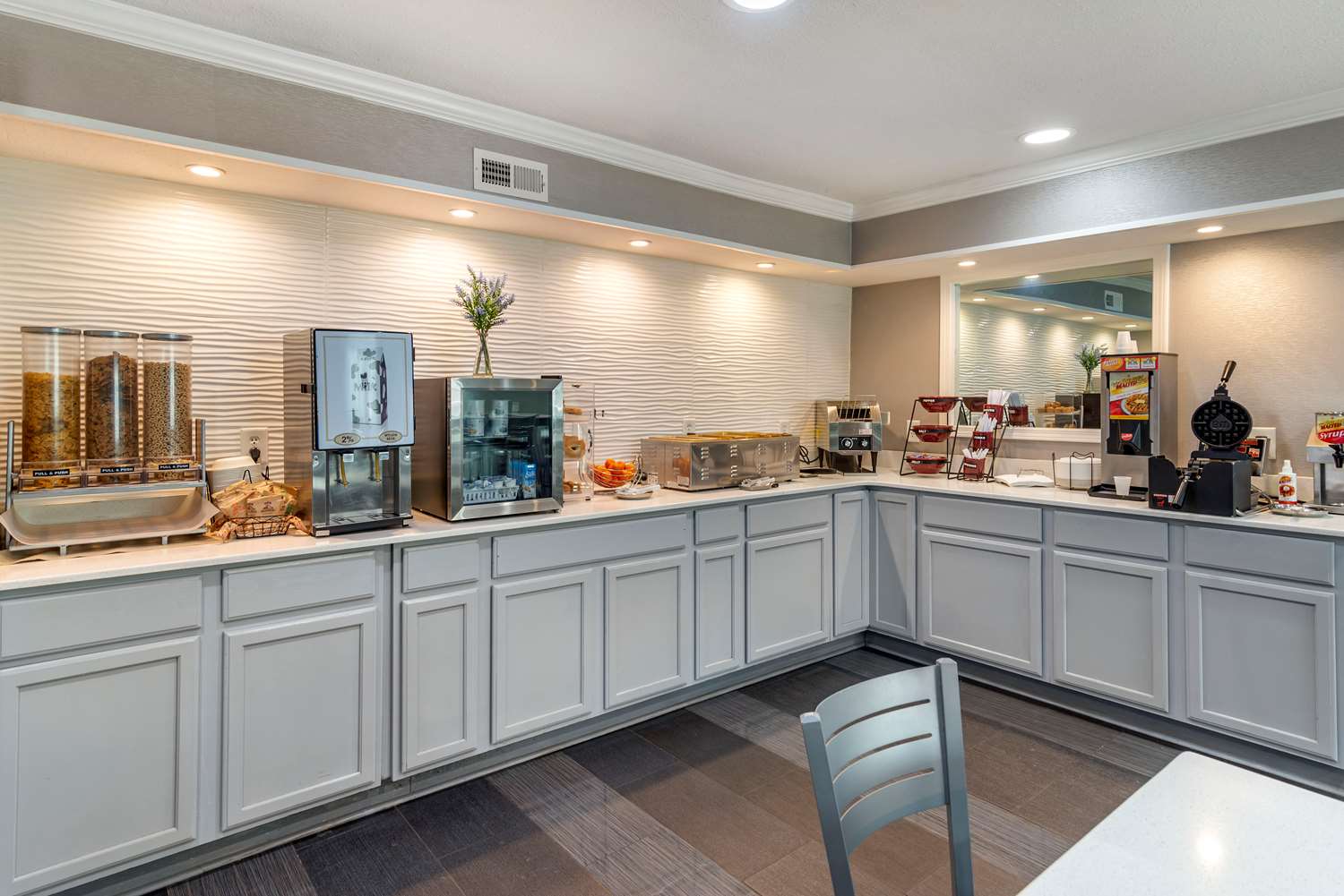 Best Western Allatoona Inn and Suites 9/10