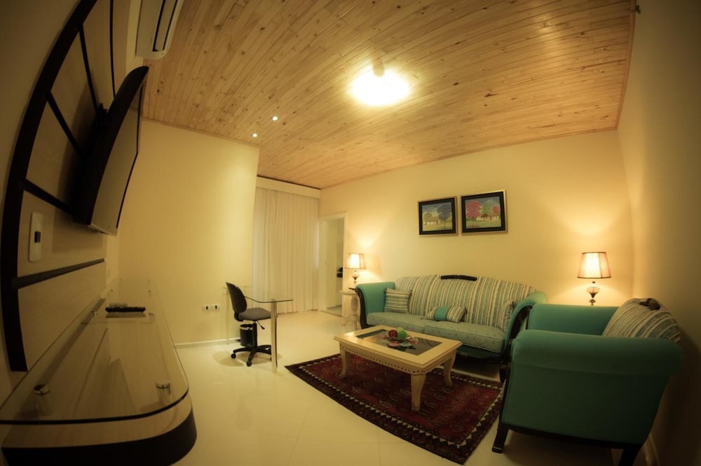 MARAMBAIA HOTEL 43/66
