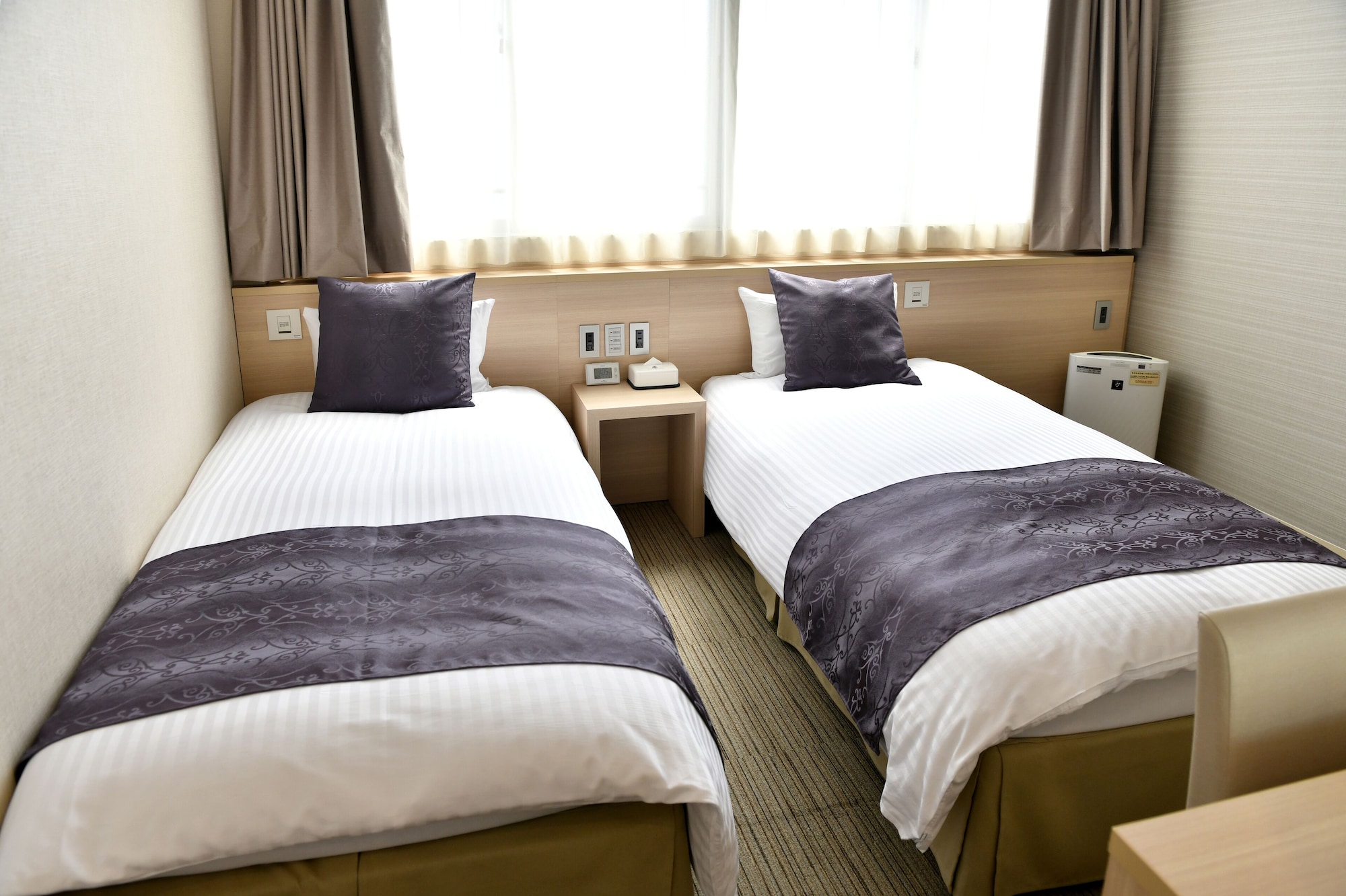 Room, Twin Beds