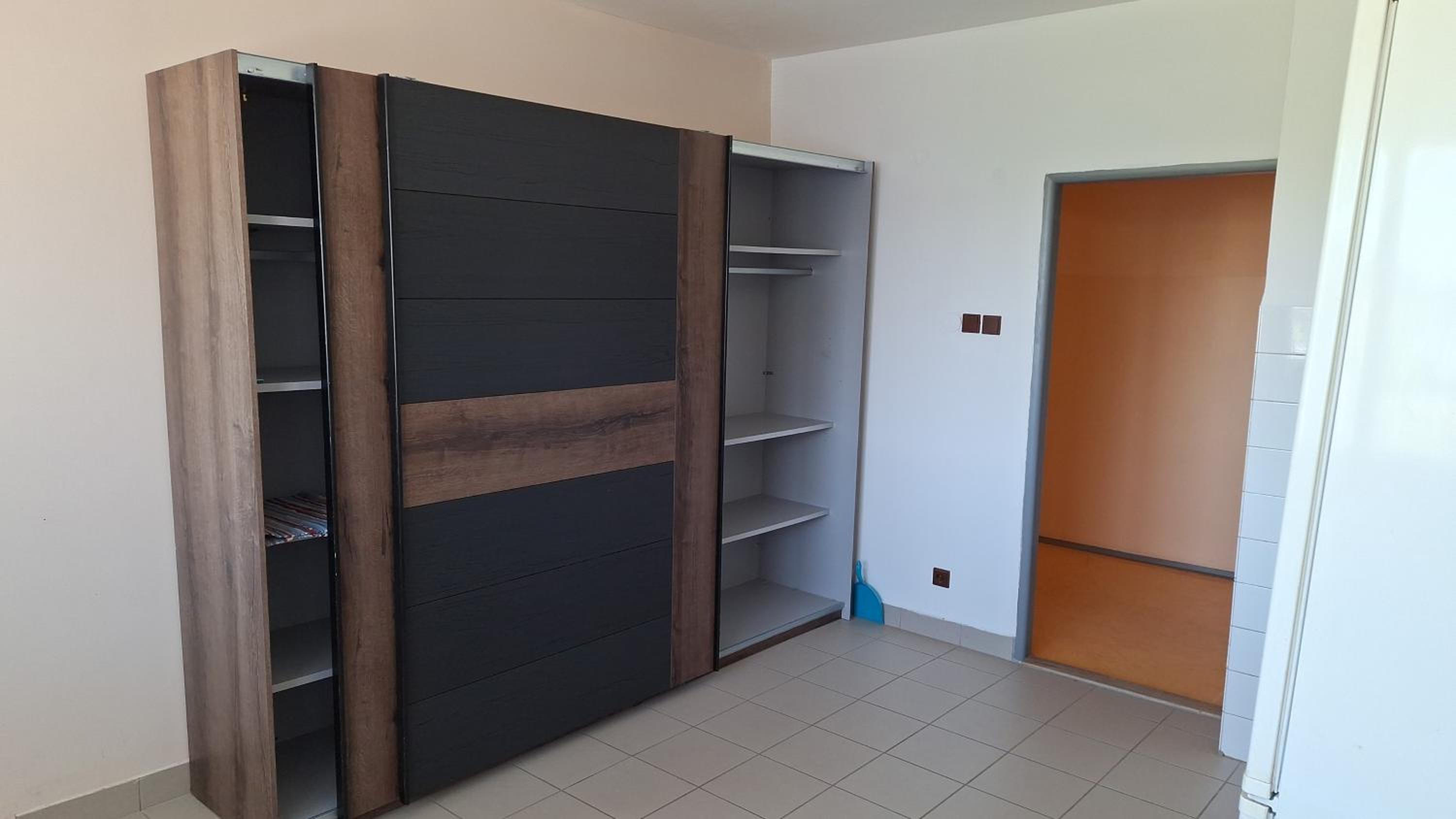 Hotelak Martinov 37/60