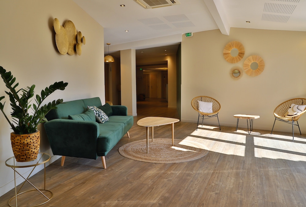 SOWELL HOTELS Saint Tropez 44/67