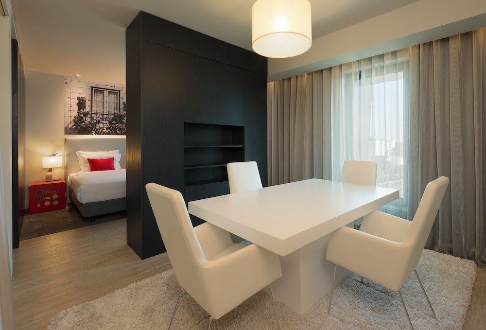 Melia Lisboa Aeroporto 53/73
