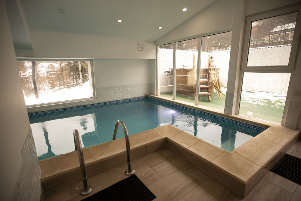 Atrium Panoramic Hotel & Spa 24/50