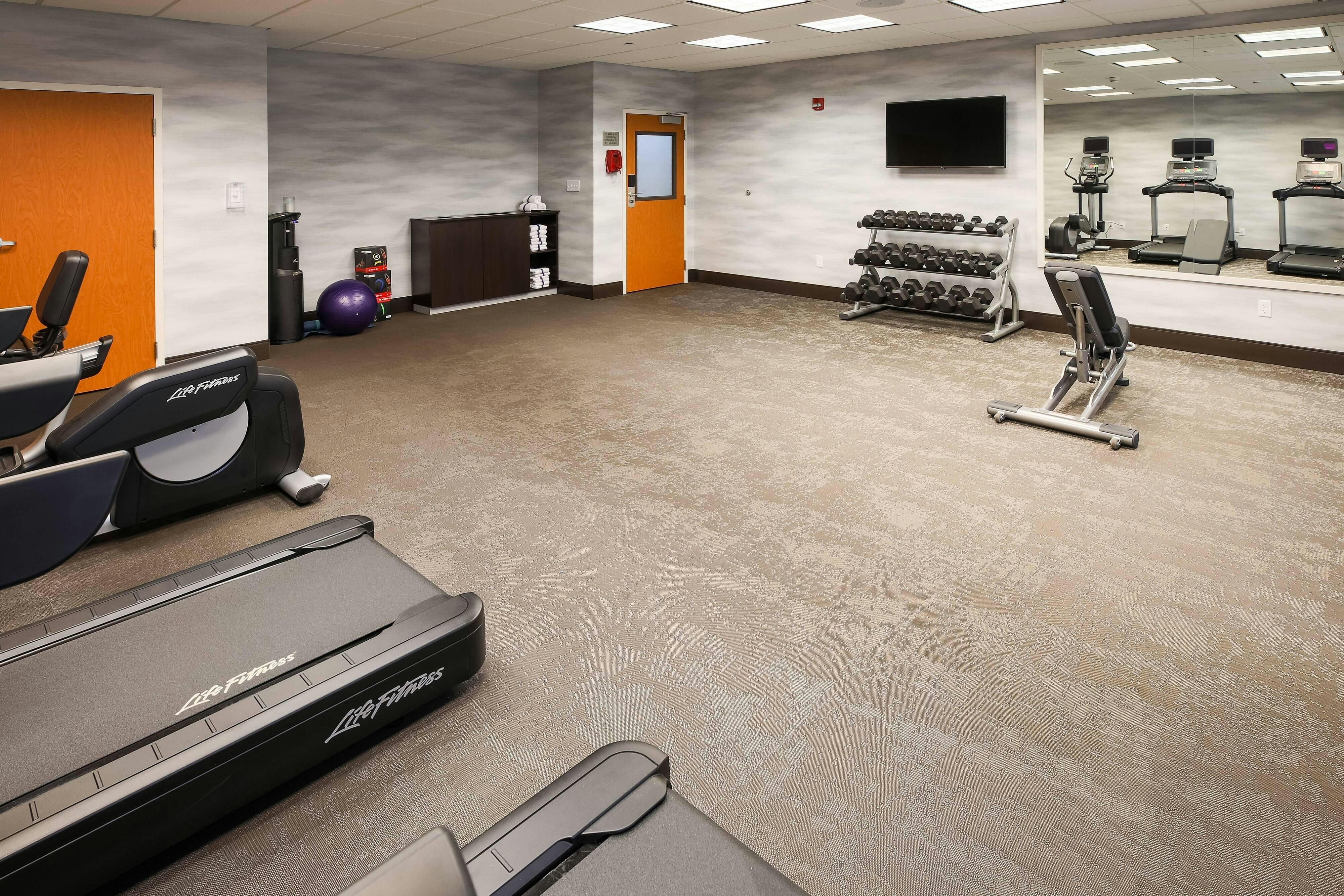Fairfield Inn Suites By Marriott Elizabethtown 3/8