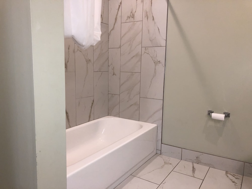 Hotel Elevation 45/45
