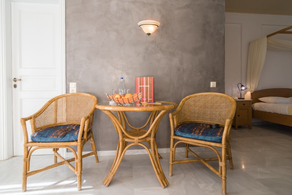 Antinea Suites and Spa 55/75