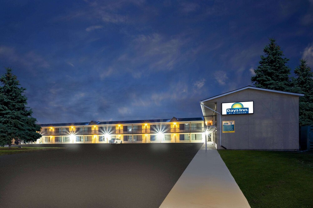 Days Inn by Wyndham Birch Run 2/36