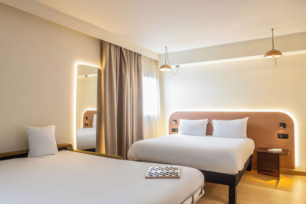 Family, Double Bed, Sofa